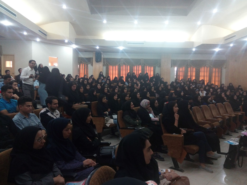 کارگاه آموزشی آشنایی دانشجویان دانشگاه رازی با آئین نامه ها و تسهیلات بنیاد ملی نخبگان