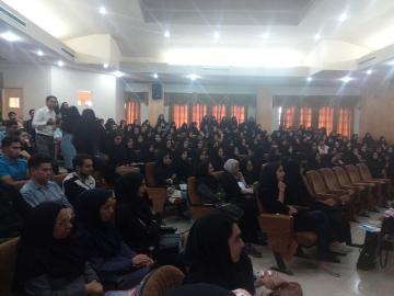 کارگاه آموزشی آشنایی دانشجویان دانشگاه رازی با آئین نامه ها و تسهیلات بنیاد ملی نخبگان